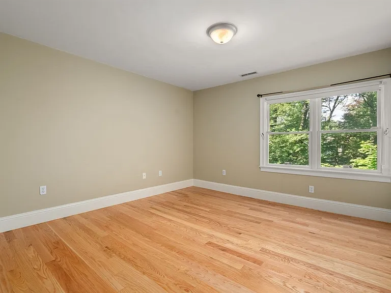 31 Florence Rd #31 — Photo 27
