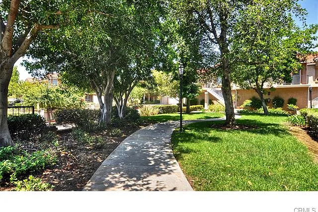 Path to condo