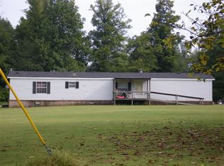 420 Steele Levee Rd, Gleason, TN 38201