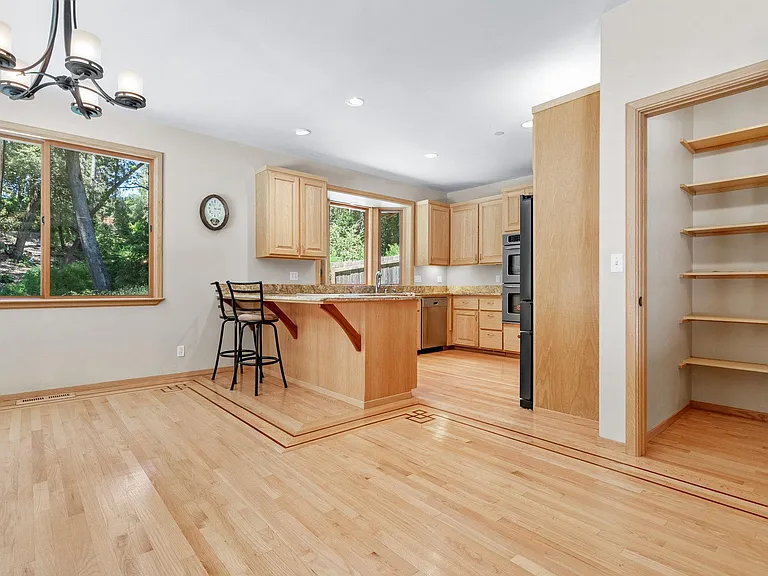 310 Wild Iris Ln — Photo 14