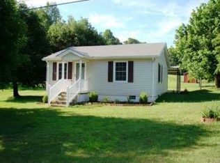 6780 Hall Rd, Greenbrier, TN 37073