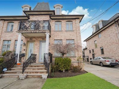 2221 E 69th St, Brooklyn, NY, 11234