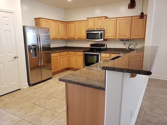 4th image of 31261 N 131st Ln