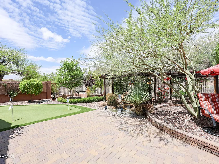 1916 W Spirit Ct — Photo 9