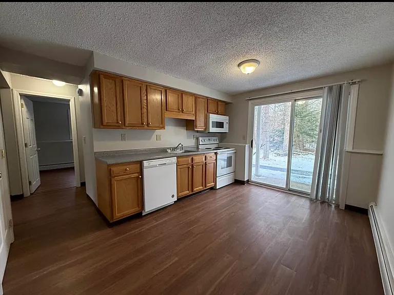 146 Turkey Hill Rd #2 — Photo 3