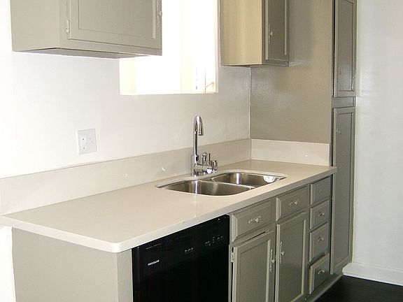 5th image of 11676 Chenault St APT 8