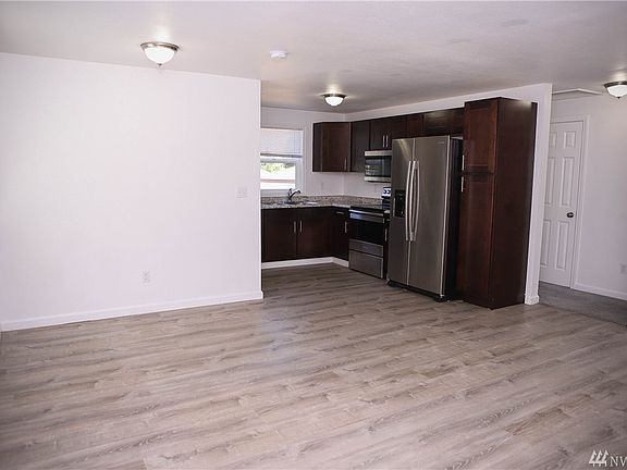 5th image of 4905 N 30th St