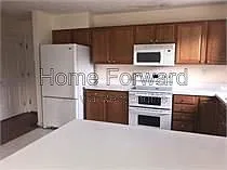4 bed, 2.5 bath, 1961 sqft, $1,950 — Photo 3