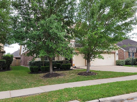 3rd image of 20615 Rainbow Granite Dr