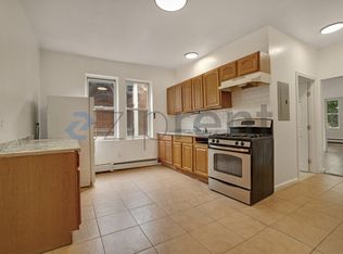 204-206 Magnolia St #3R, Hartford, CT 06112