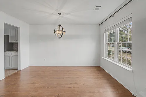 5016 Meridian Ln Photo 1