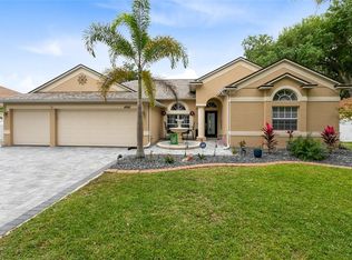 4916 Lazy Oaks Way, Saint Cloud, FL 34771