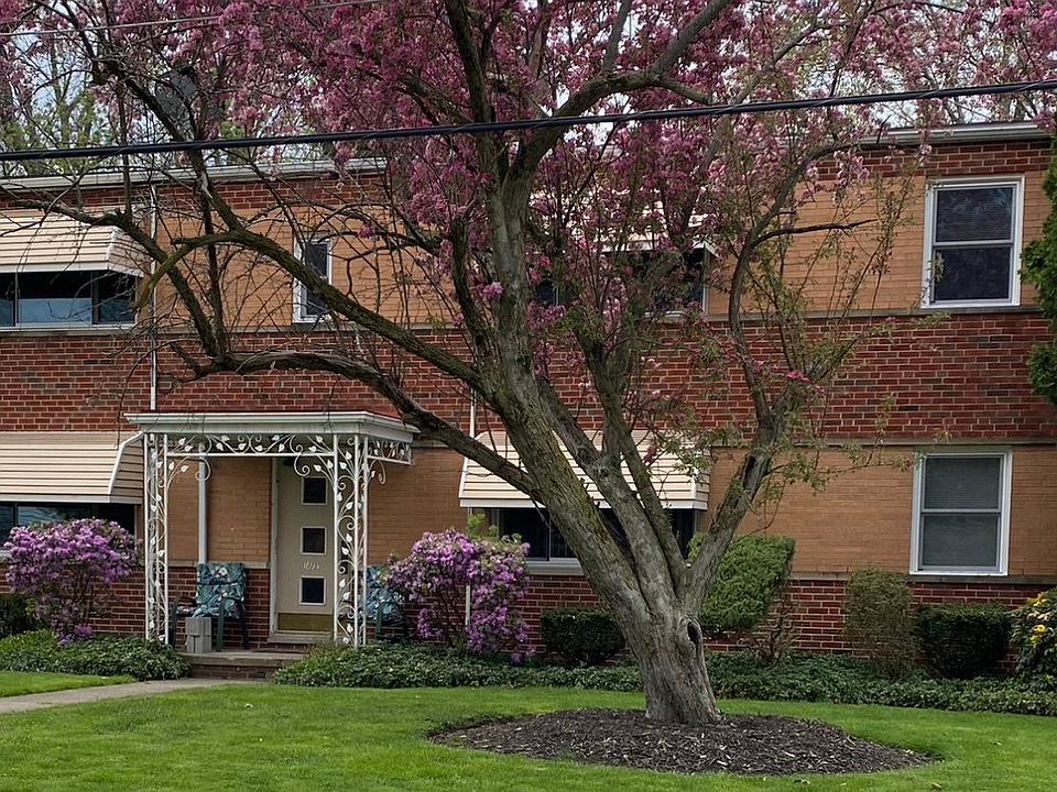 1694 Southbend Dr APT 4, Rocky River, OH 44116 Zillow