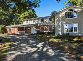 1200 Shephards Ln, Oxford, MI 48371