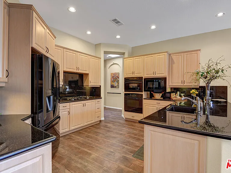 19 Orleans Rd — Photo 19