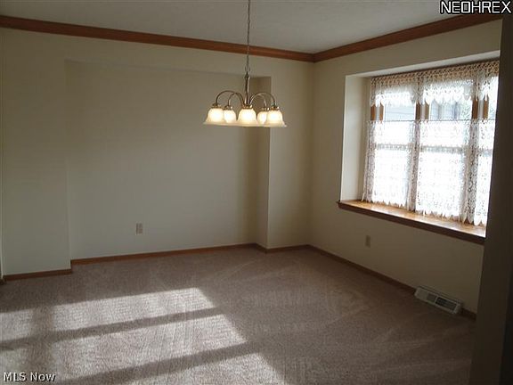 4th image of 7063 Lassiter Dr
