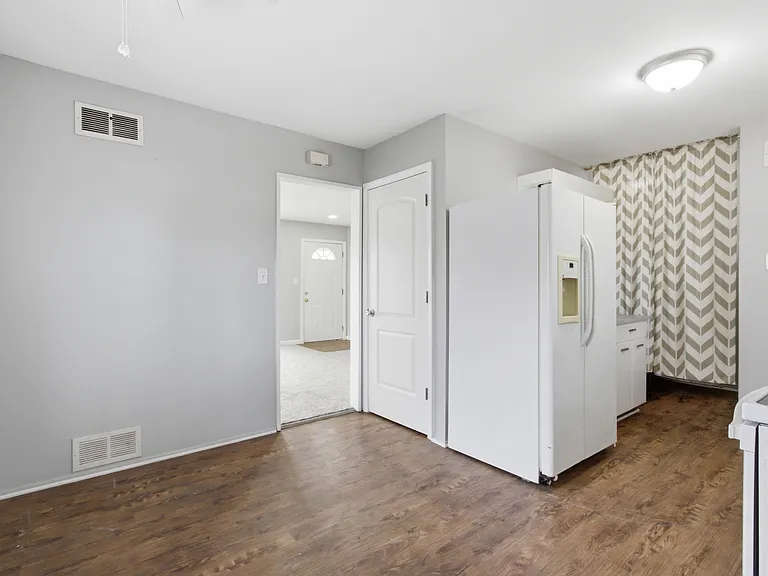 125 Sheffield Dr — Photo 11