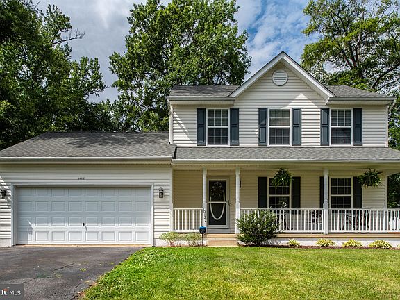 4th image of 10122 Sharon Springs Dr