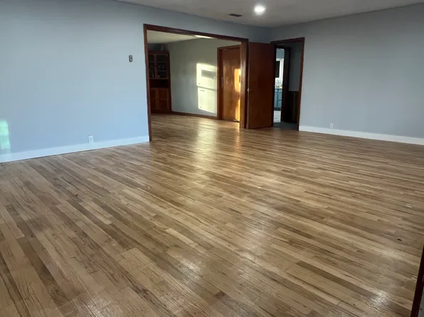 216 Pine St, Clyde, TX 79510