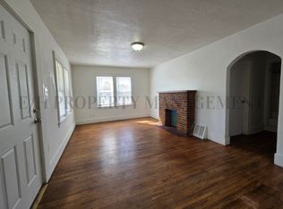 2043 S Broadway Ave, Wichita, KS 67211