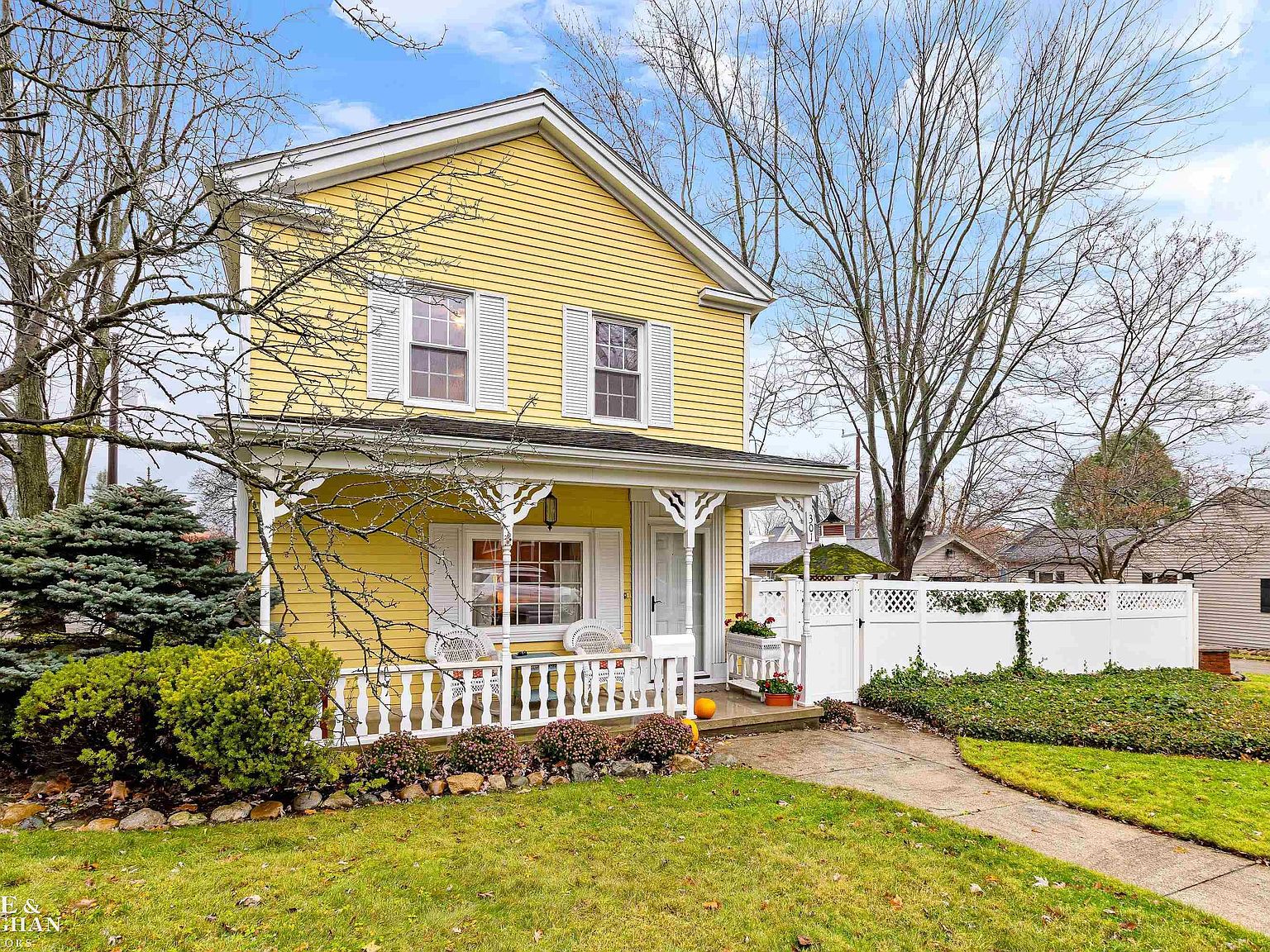 301 S 7th St, Saint Clair, MI 48079 | Zillow