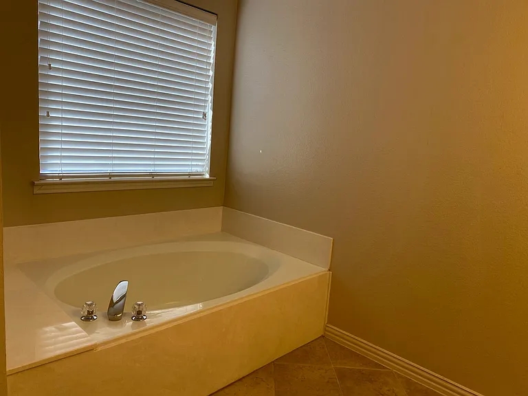 9909 Carter Dr — Photo 22