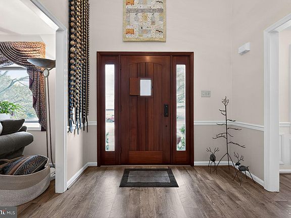 5th image of 28 Timber Rd