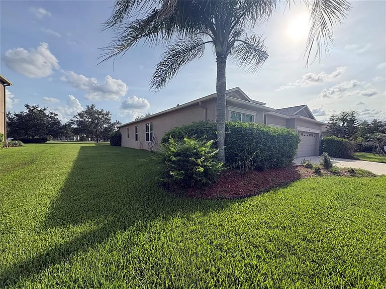 10525 Palm Cove Ave — Photo 5