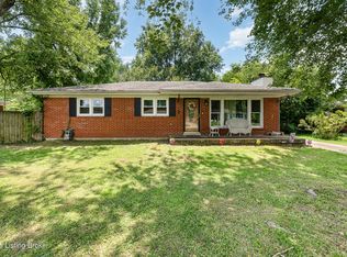 5606 Walnut Way, Louisville, KY 40229