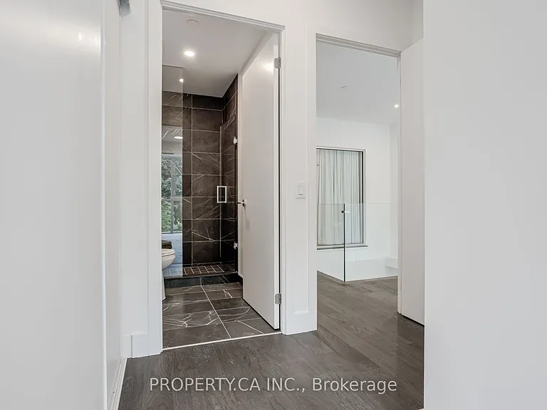 6 Greenbriar Rd #106 — Photo 28