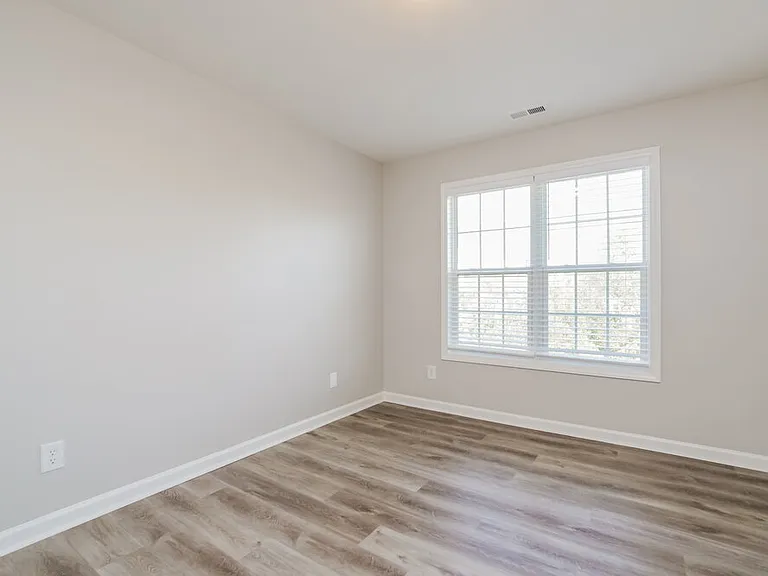 8112 Rolling Glenn Dr — Photo 15
