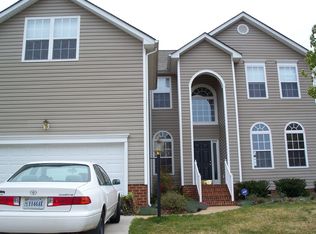 11725 Drayton Landing Dr, Chester, VA 23831