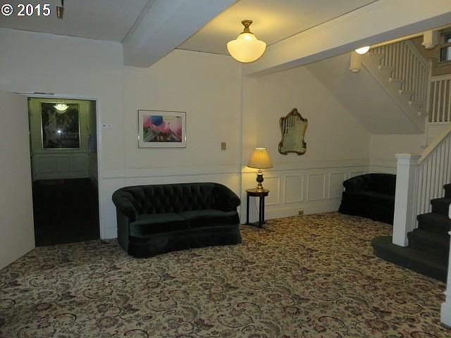 2nd image of 731 SW King Ave Unit 5