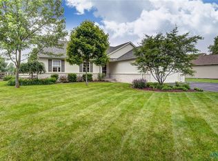 7108 Whiddenmill Dr, Whitehouse, OH