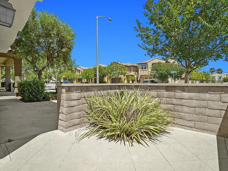 821 Parisa Pl — Photo 6