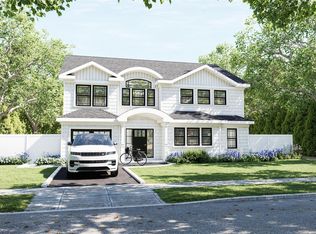 41 Preston Ln, Syosset, NY 11791