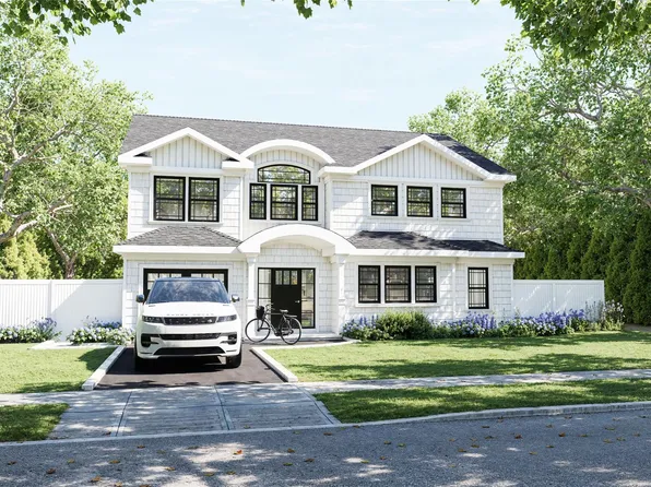 41 Preston Ln, Syosset, NY 11791