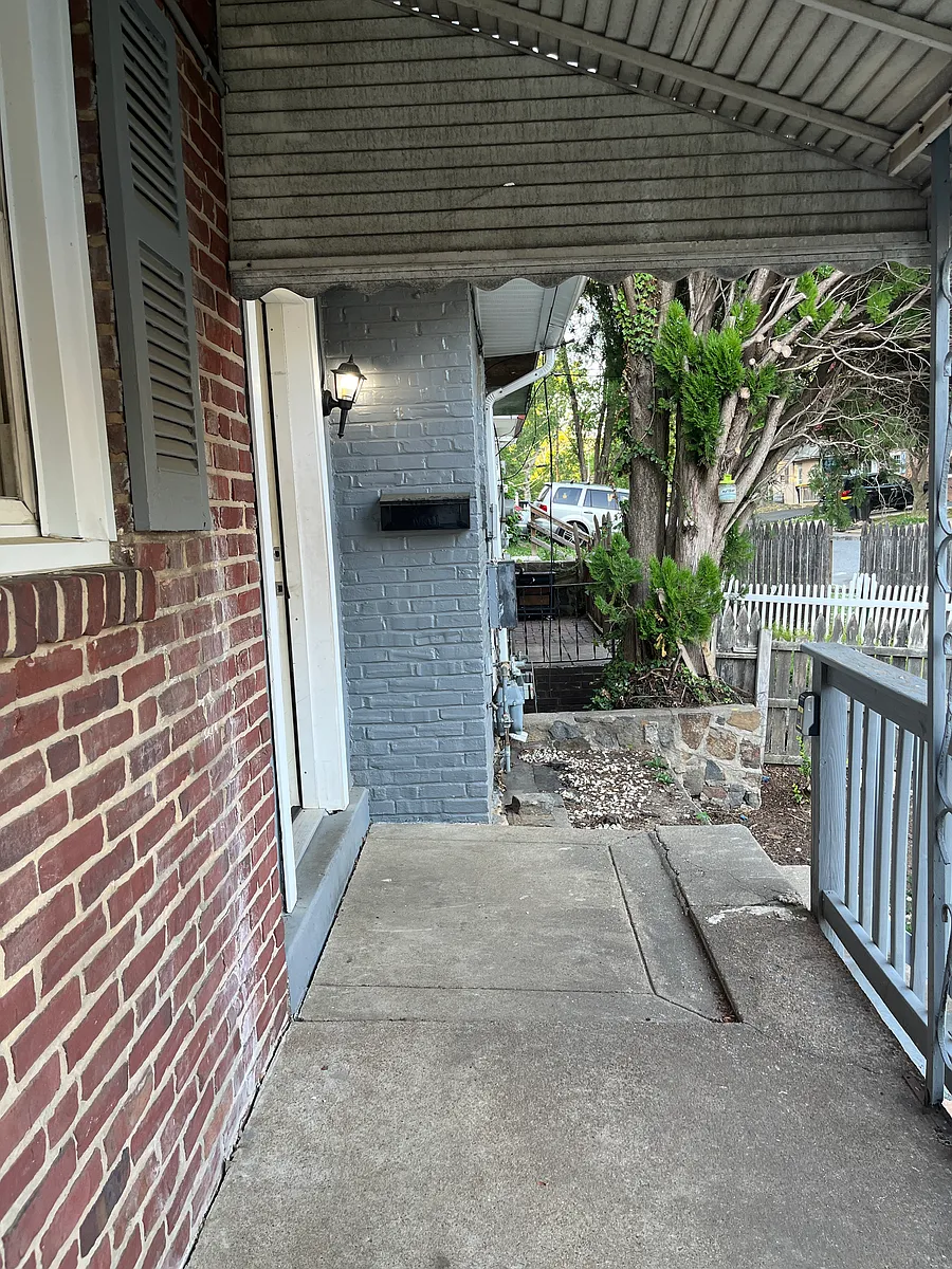 Building Photo - Paynter Dr