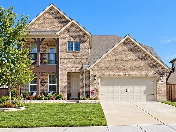 2nd image of 1744 Everglades Dr