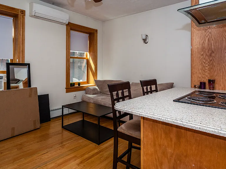 97 Myrtle St #2 — Photo 3