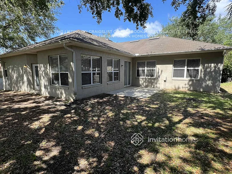 136 Lombard Cir — Photo 4