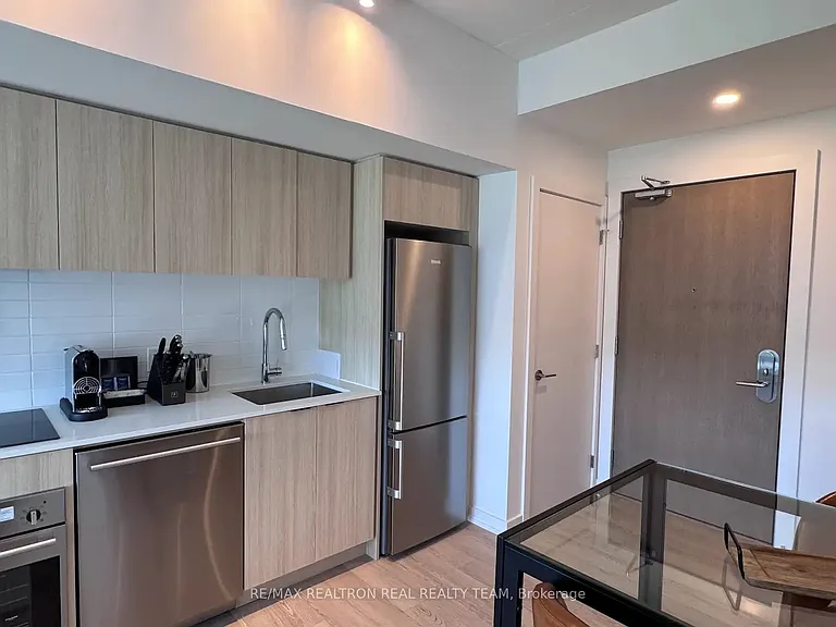 100 Carrick Trl #407 — Photo 3