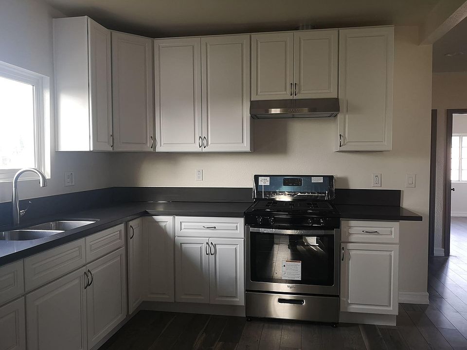 1st image of 3106 Winter St