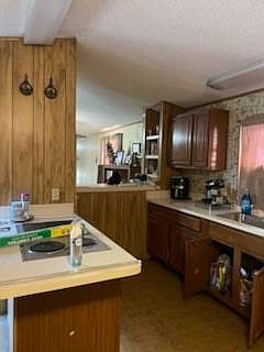 4th image of 65 Pvt Rd