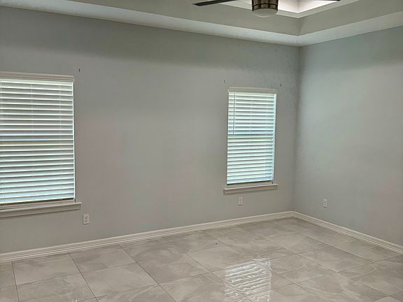 3rd image of 2321 S Christians Cir
