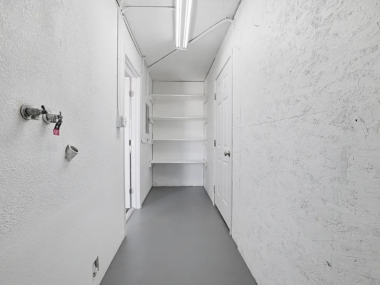 9837 E Avenue R10 — Photo 22