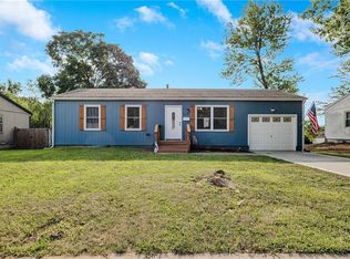 1109 N Swope Dr, Independence, MO 64056