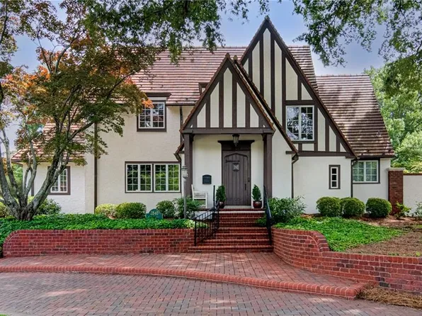 2840 Reynolds Dr, Winston Salem, NC 27104