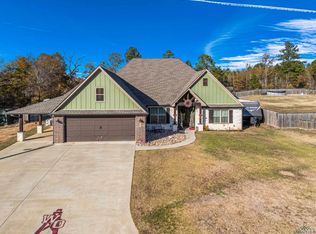 220 Joe Lee Ct, White Oak, TX 75693