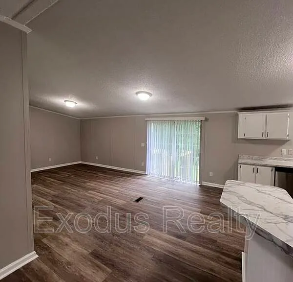 118 Sean Ln — Photo 12